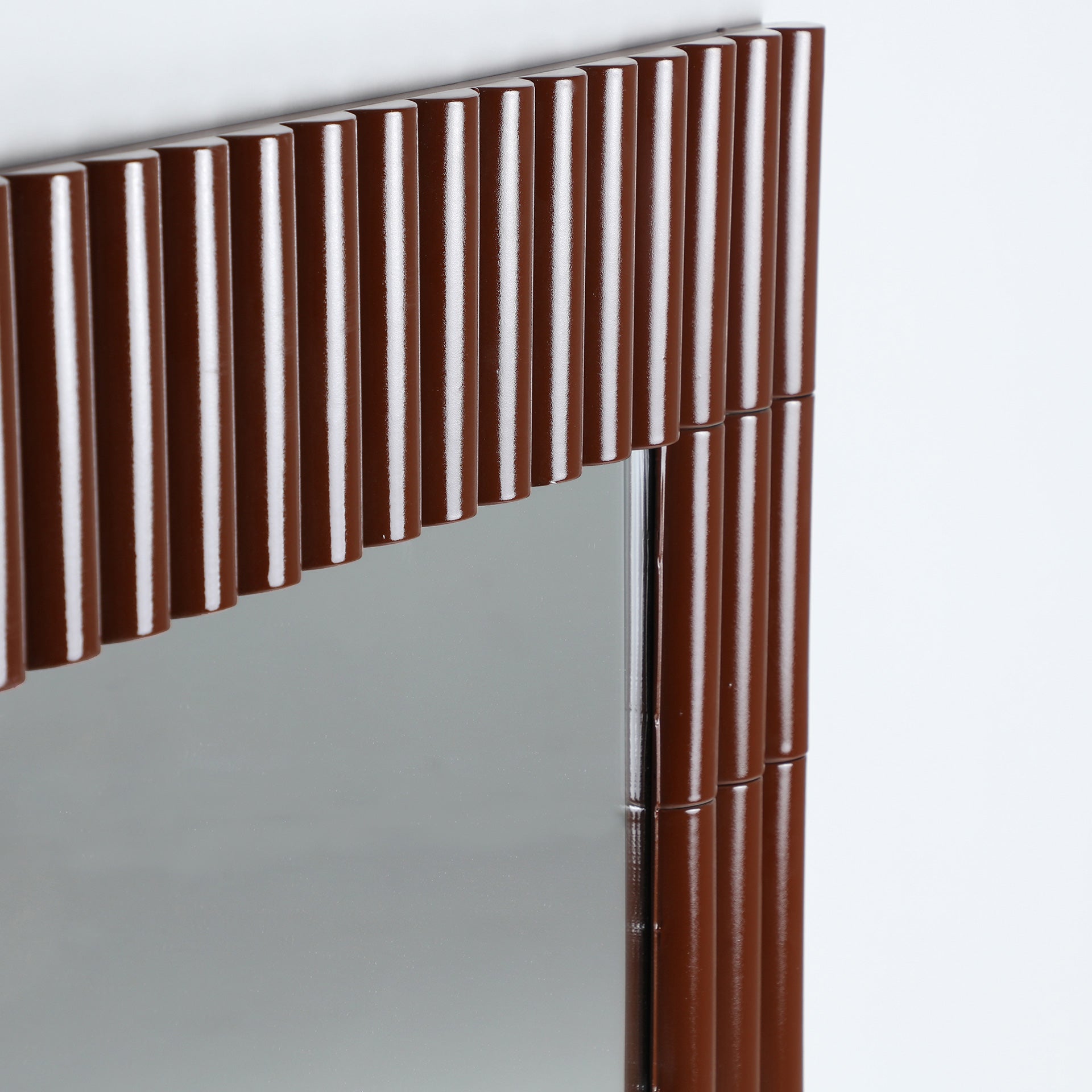 MENTON MIRROR - ramustudio