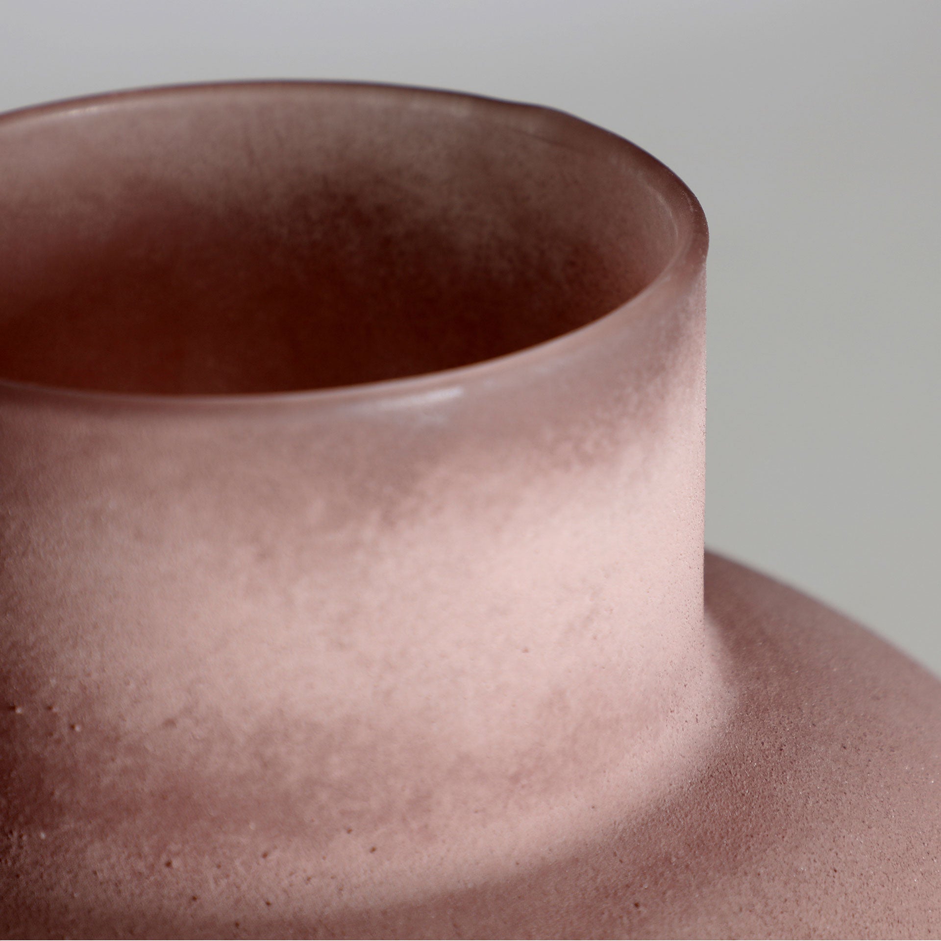 NAGYE VASE - ramustudio