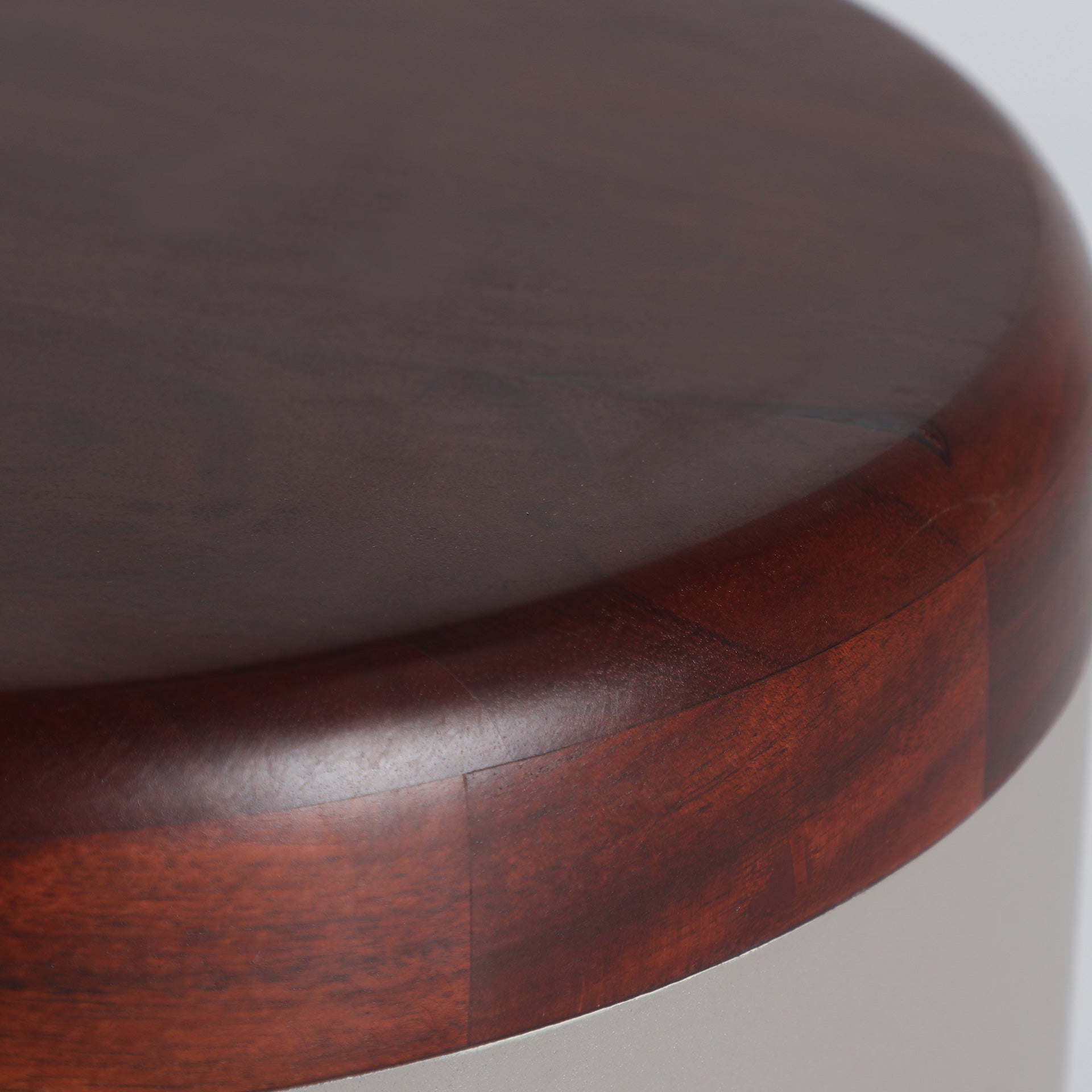 OAKY SIDE TABLE - ramustudio