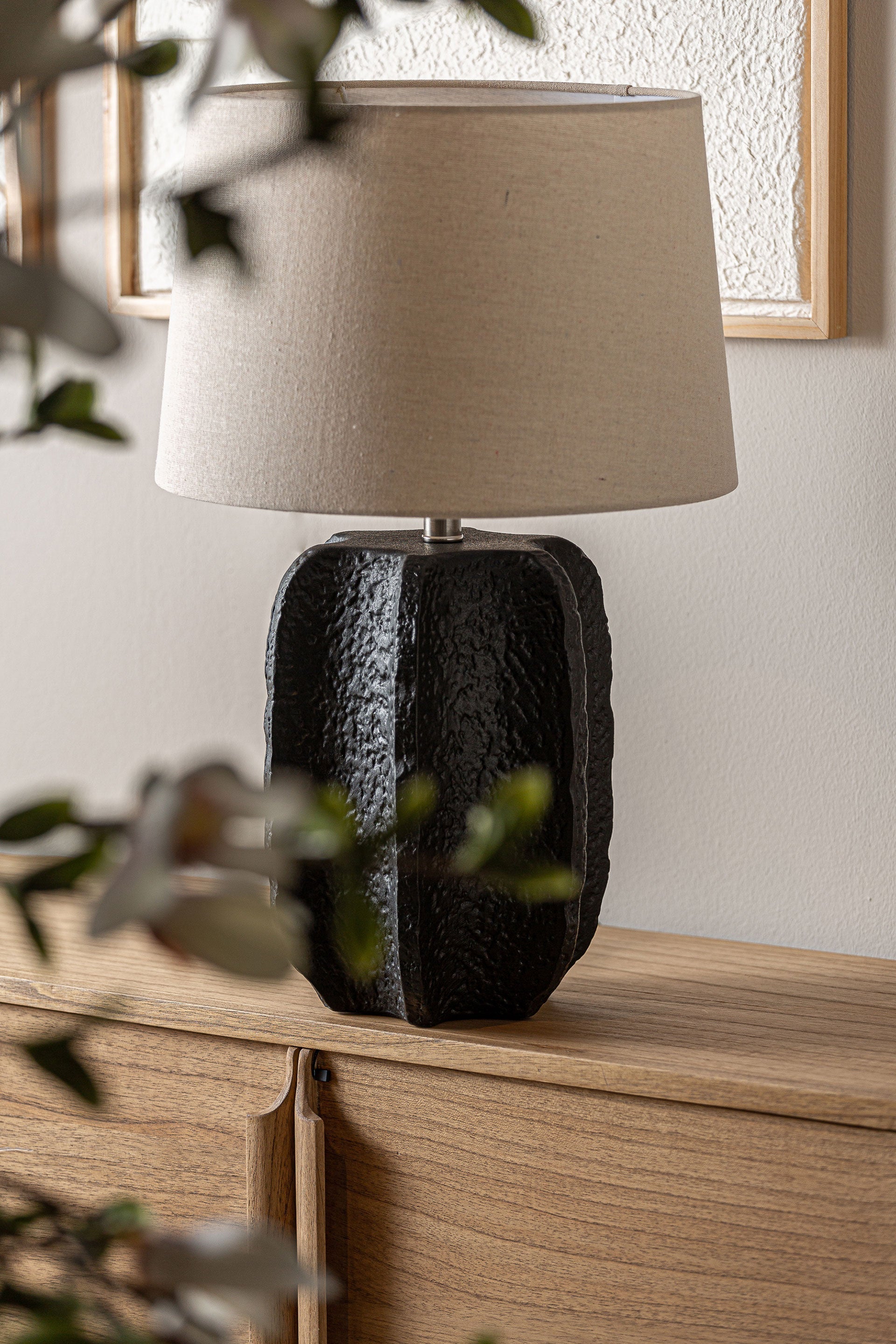 PAMELA TABLE LAMP - ramustudio