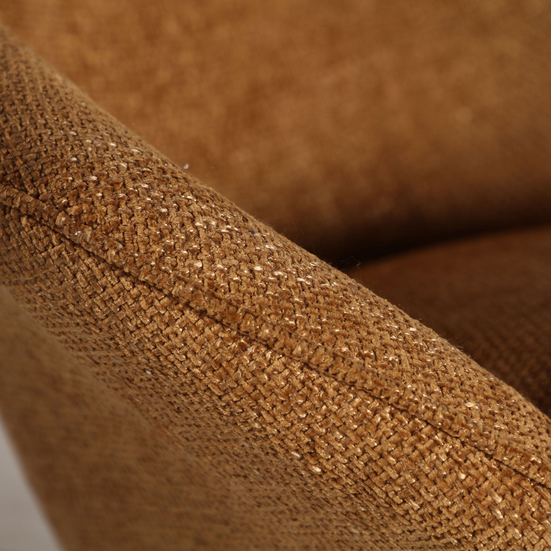 PRIVAS ROTATIVE ARMCHAIR - ramustudio