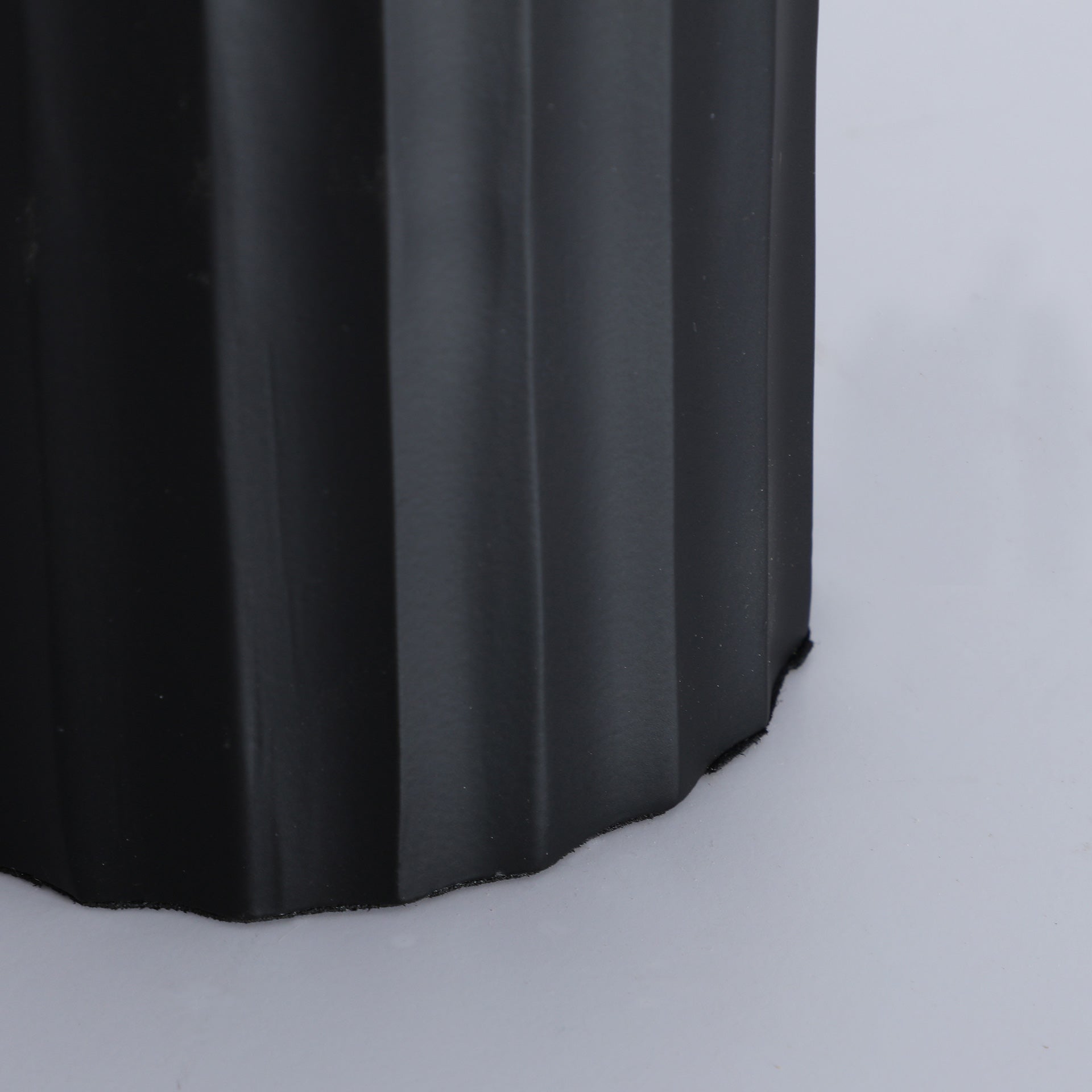 VALHESA TABLE LAMP - ramustudio