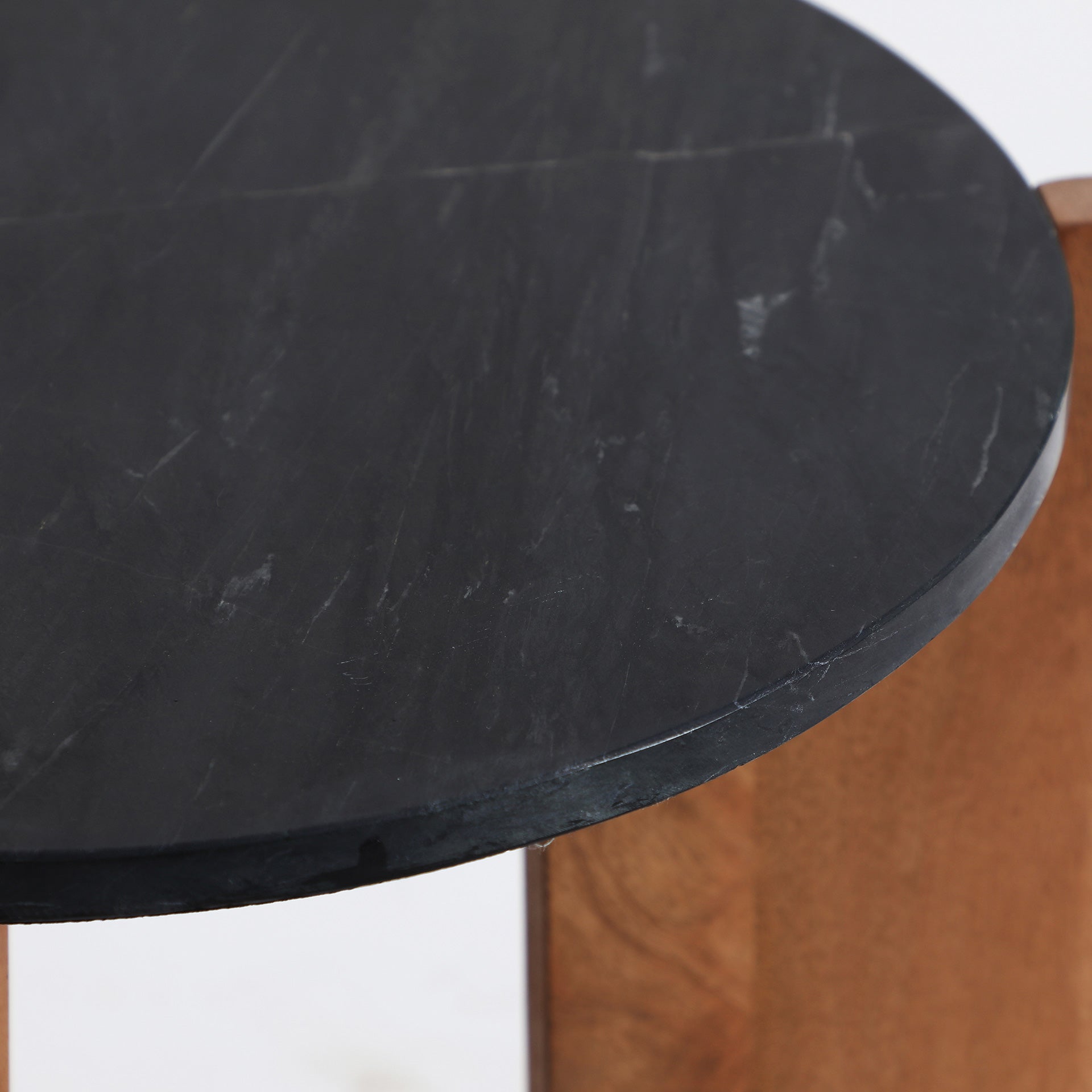 VALIGNY SIDE TABLE - ramustudio