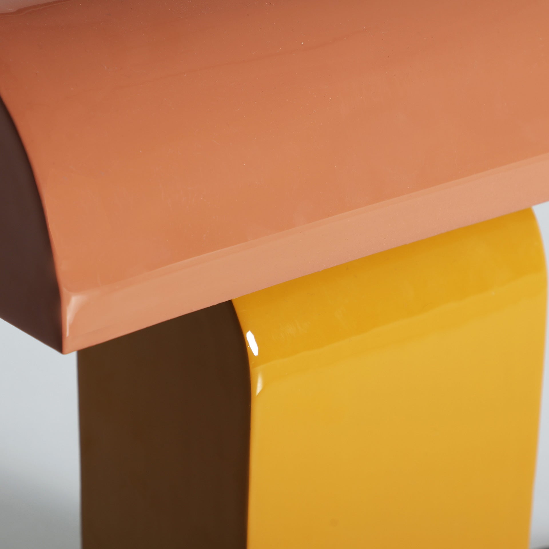 VEZIA TABLE LAMP - ramustudio