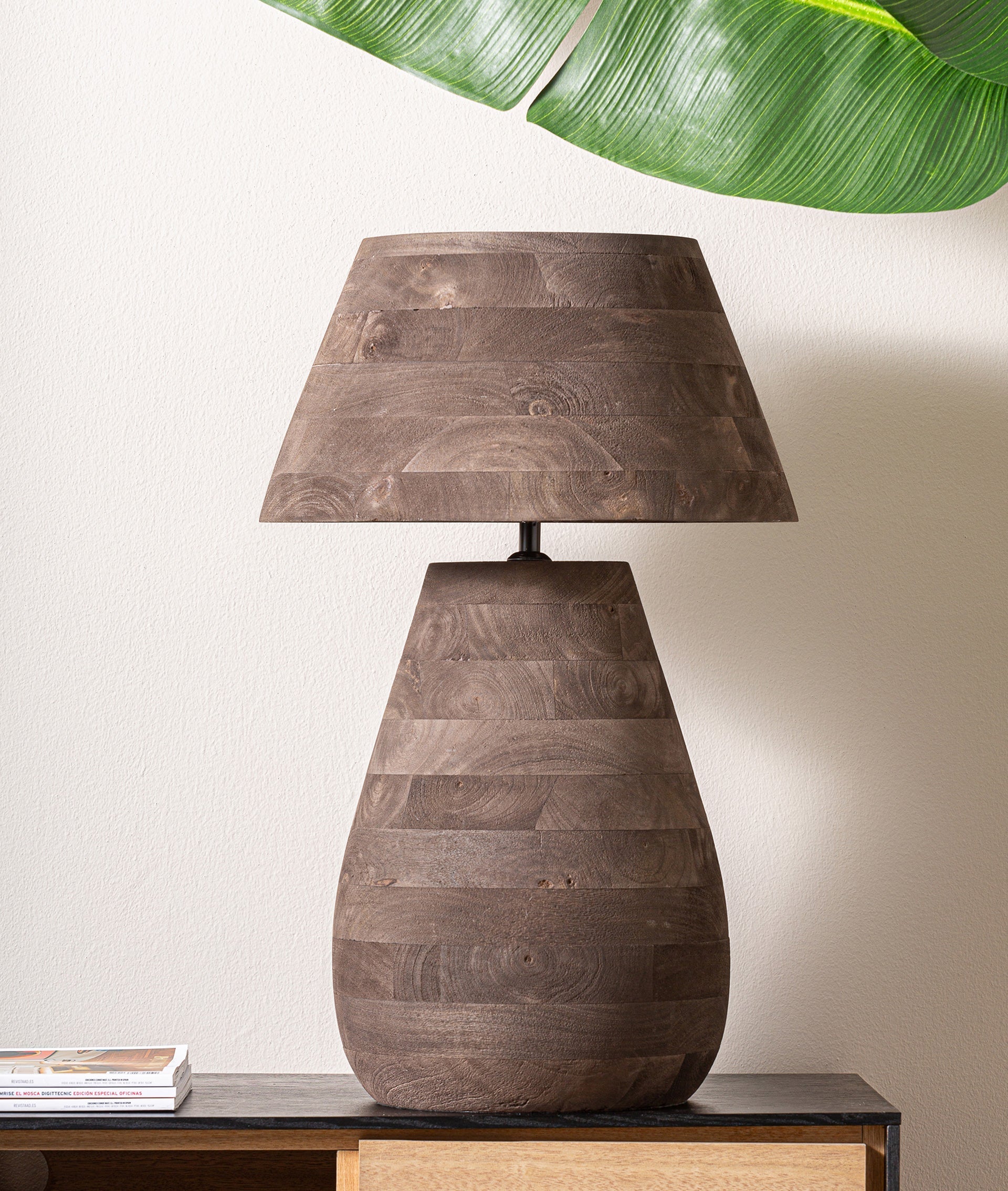 VOLSTED TABLE LAMP - ramustudio