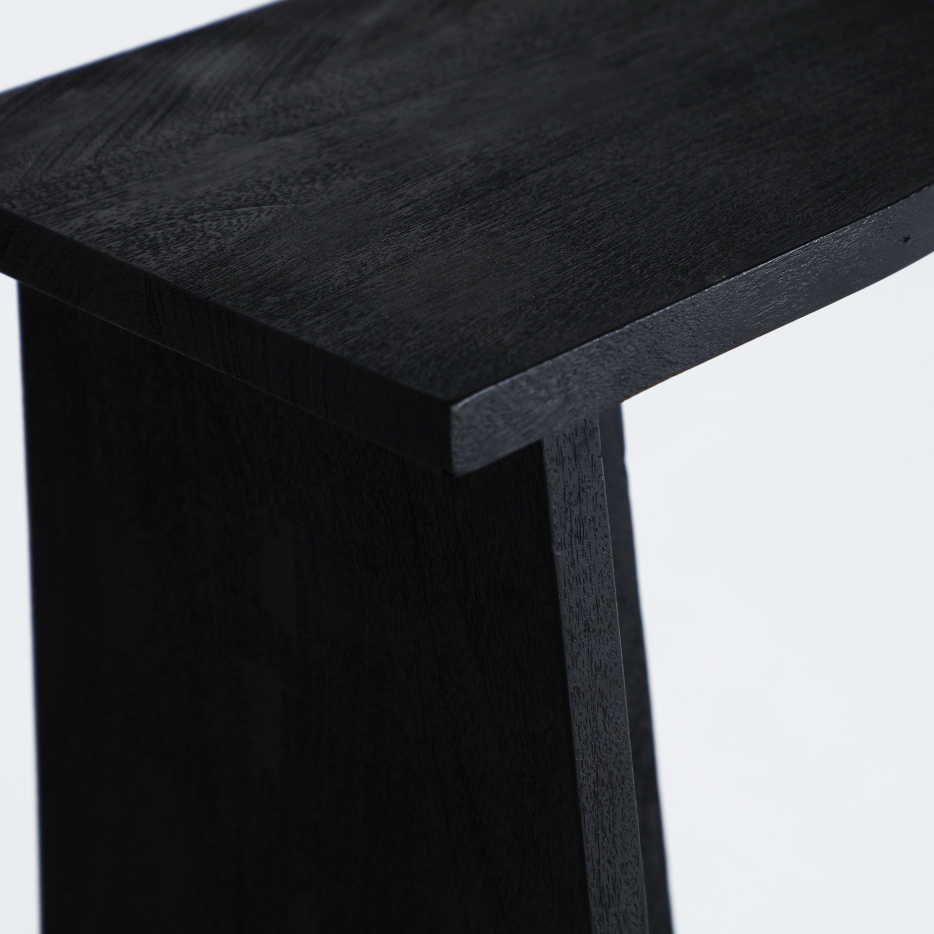 ZNIN SIDE TABLE - ramustudio