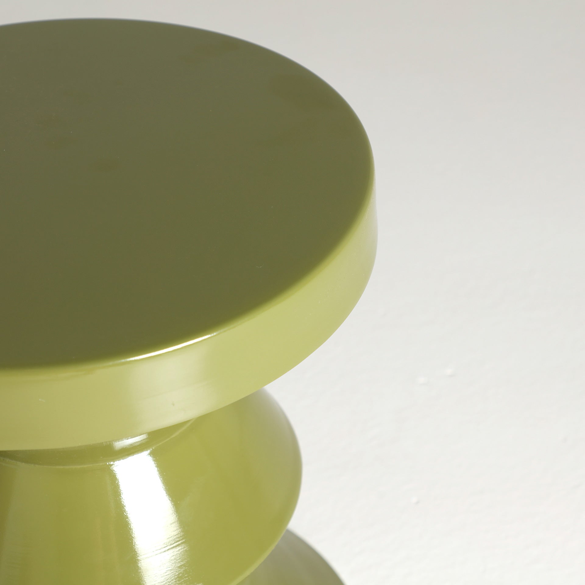 ZUG SIDE TABLE - ramustudio